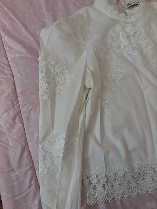 Zara White Lace-Detail Victorian-Inspired Blouse - Picture 5 of 10